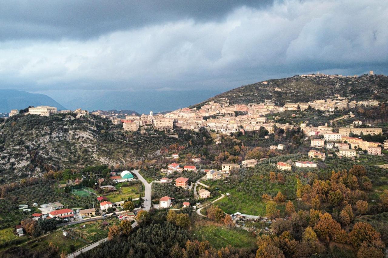 1870 Bed & Breakfast Arpino Екстериор снимка